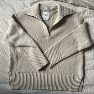 Abercrombie & Fitch Sweater